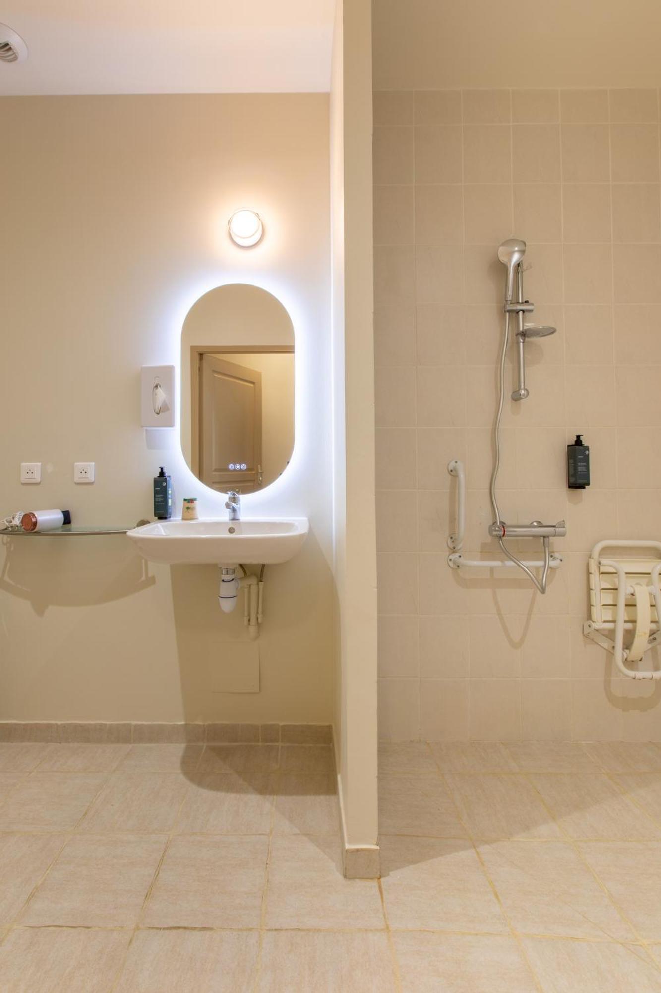 Domaine De La Courbe Hotel & Spa Le Lude Kültér fotó